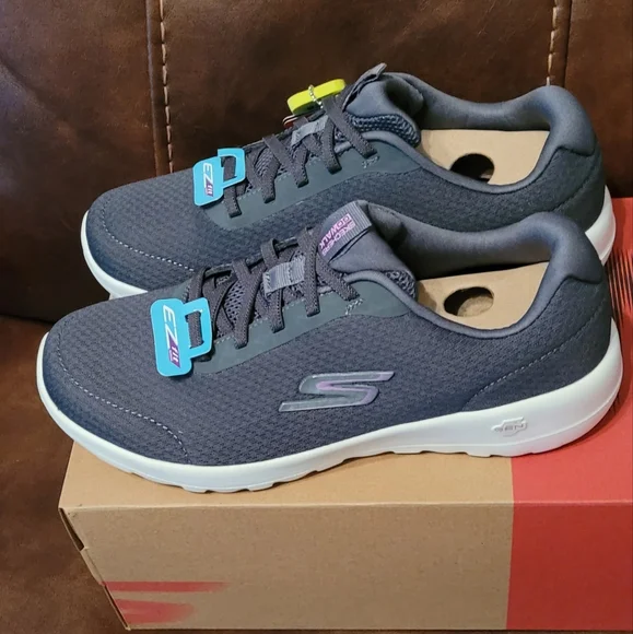 Skechers "Go Walk Joy".... Size 9 W...NEW - Picture 2 of 5